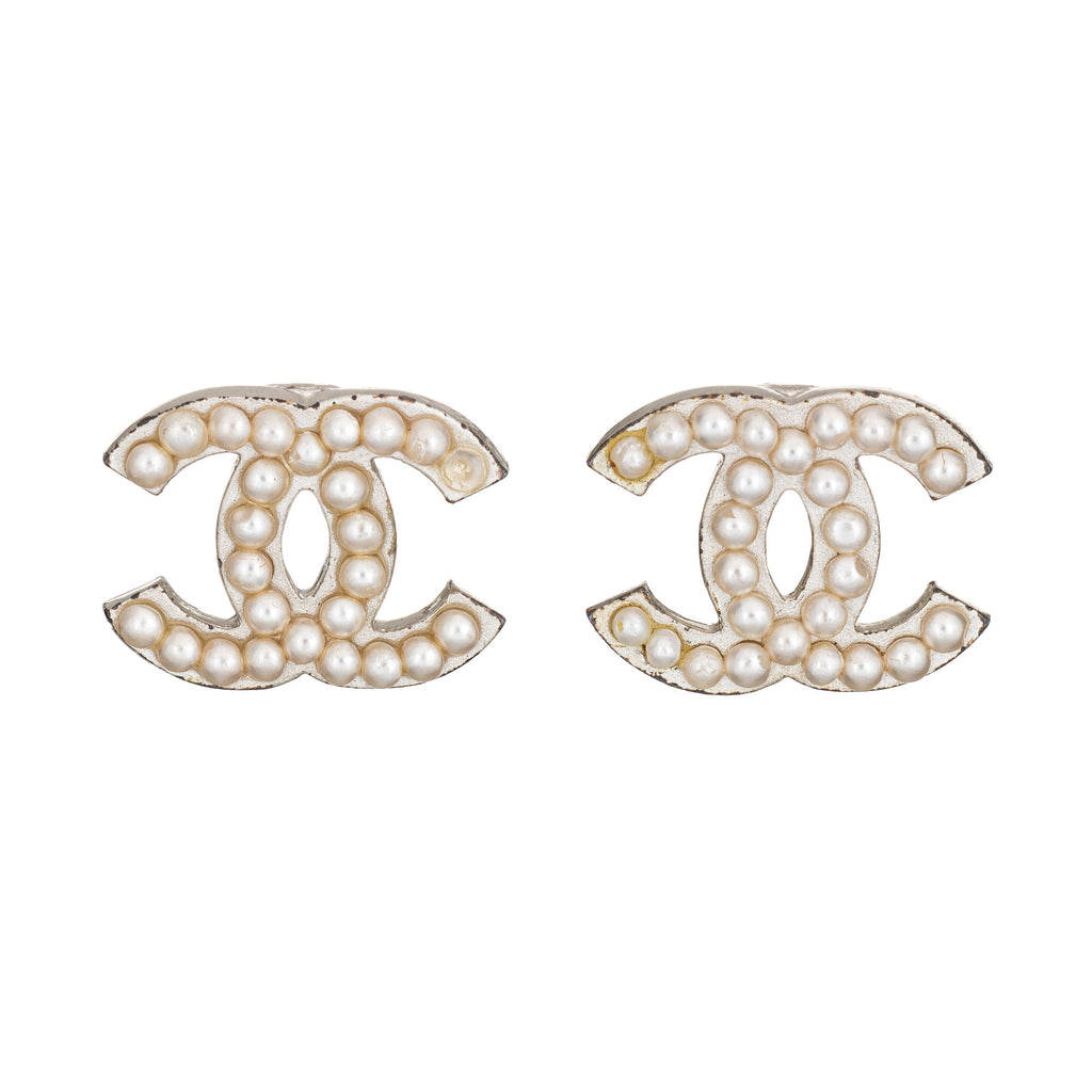 Chanel CC Logo Faux Pearl Earrings Clip On Silver Tone c2003