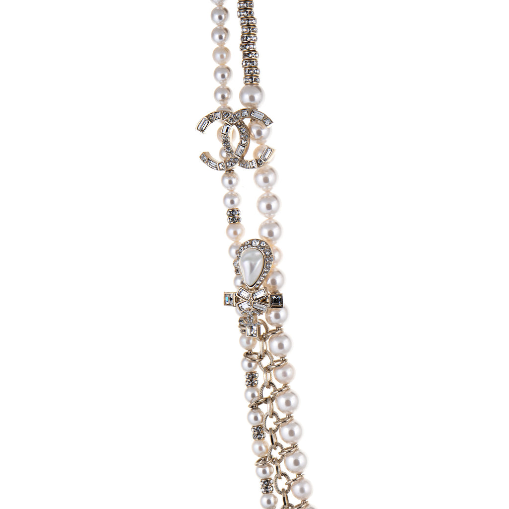 Chanel Faux White Pearl Graduated Necklace Long 48 Circa 2012 Belt