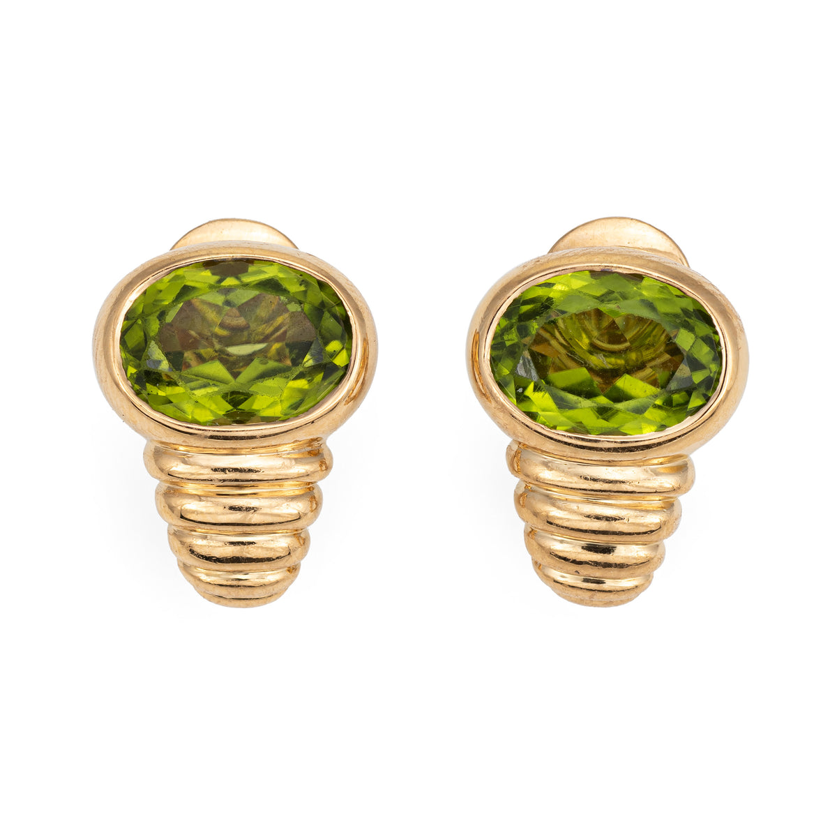 Bulgari Mother-of-Pearl Earrings in 18K Gold For Sale at 1stDibs