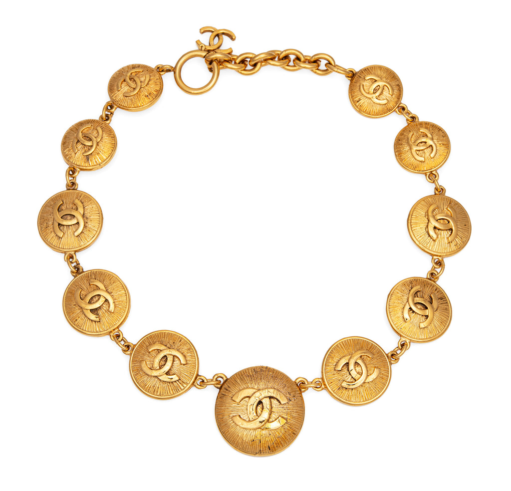 Chanel Gold Toned Necklace - 296 For Sale on 1stDibs