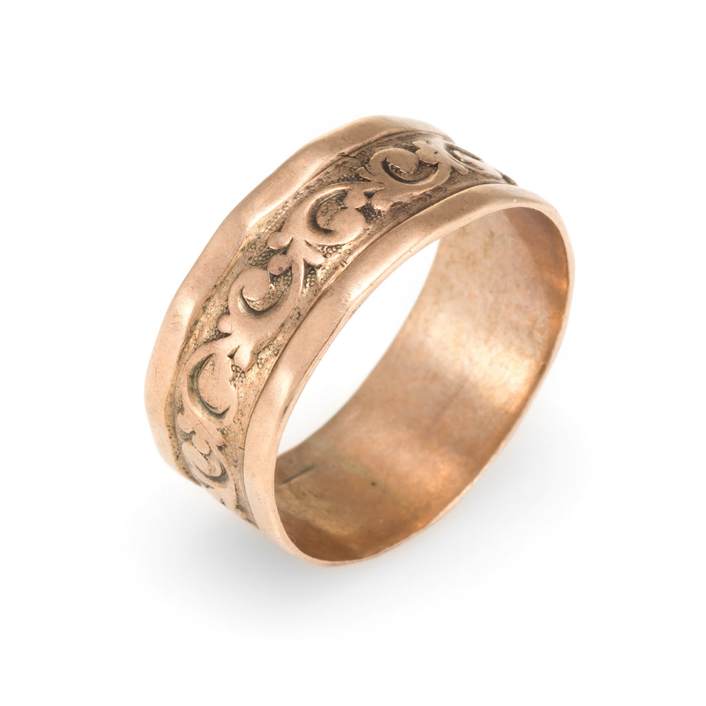 Victorian Embossed Wedding Band