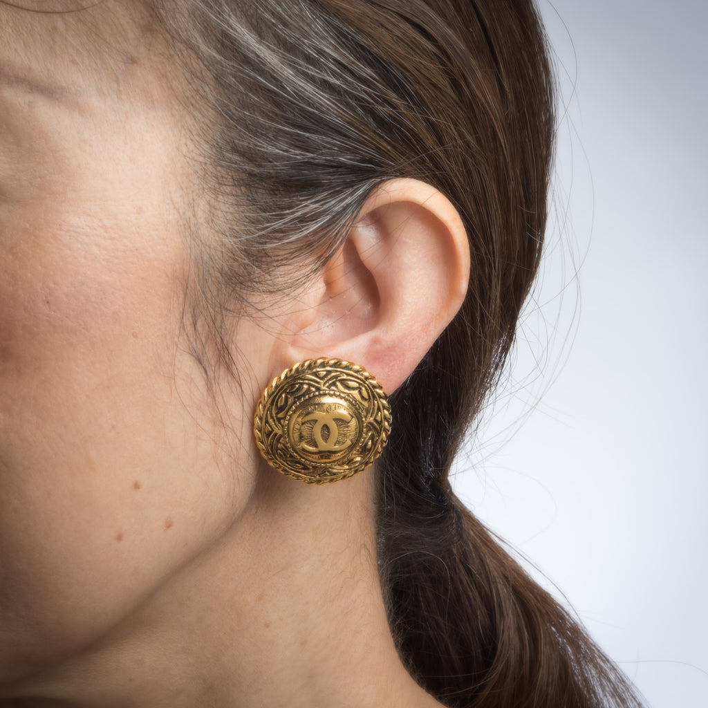 Chanel Vintage Quilted CC Clip On Earrings